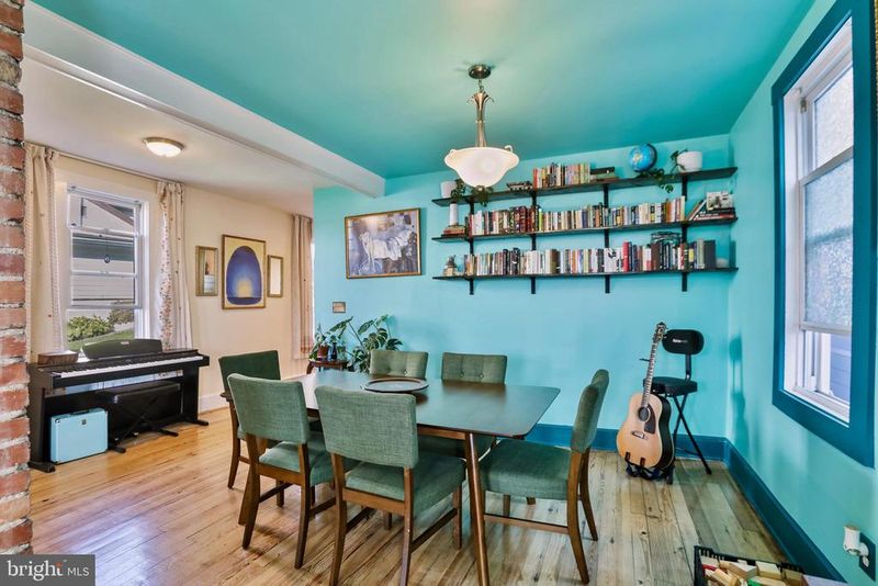 13 E C St, Brunswick, MD 21716
