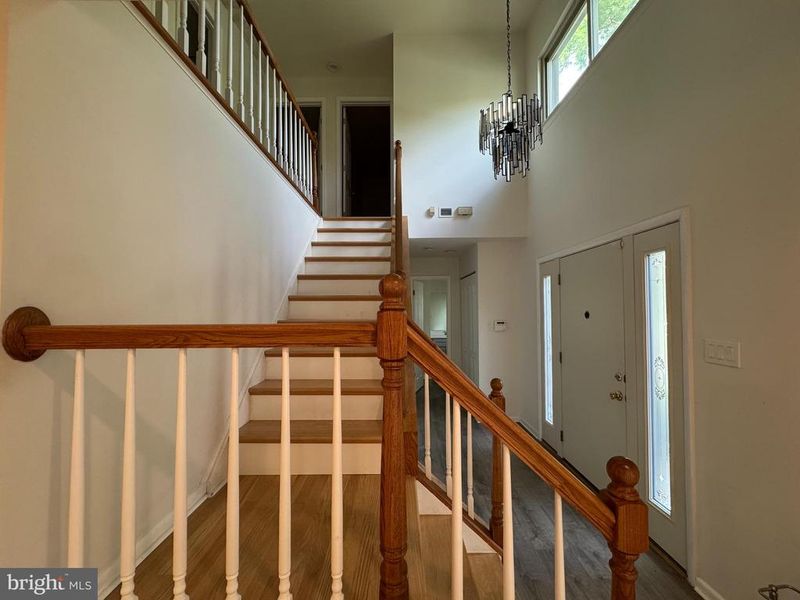 10676 Muirfield Dr, Potomac, MD 20854