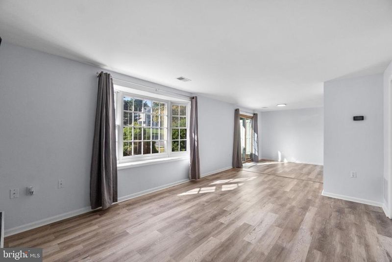 1225 Danielle Dr #1225E, Frederick, MD 21703