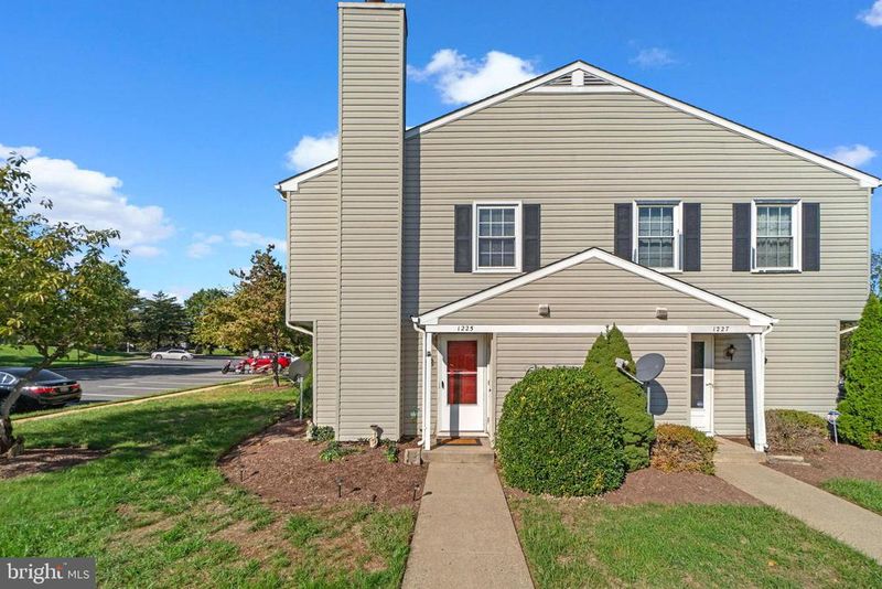1225 Danielle Dr #1225E, Frederick, MD 21703