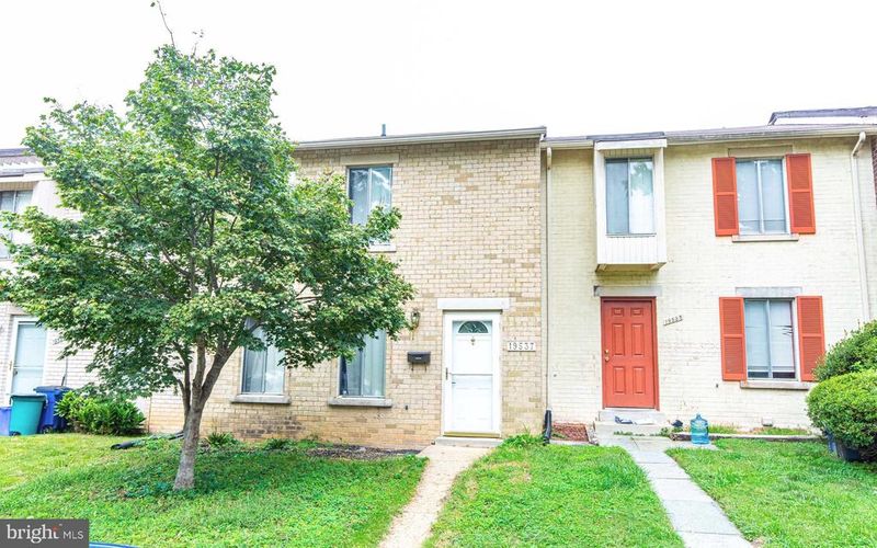 19537 Transhire Rd, Montgomery Village, MD 20886
