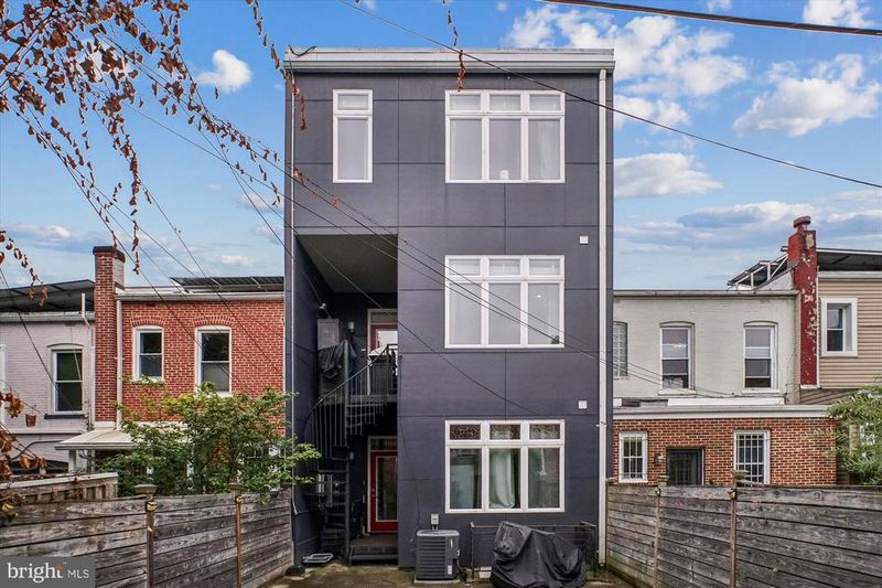 455 Luray Pl NW #B, Washington, DC 20010
