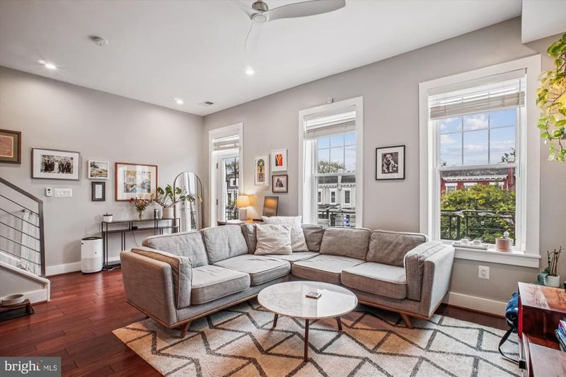 455 Luray Pl NW #B, Washington, DC 20010