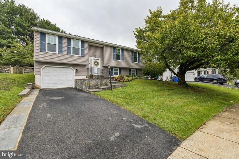 105 Albany Ave E, Walkersville, MD 21793
