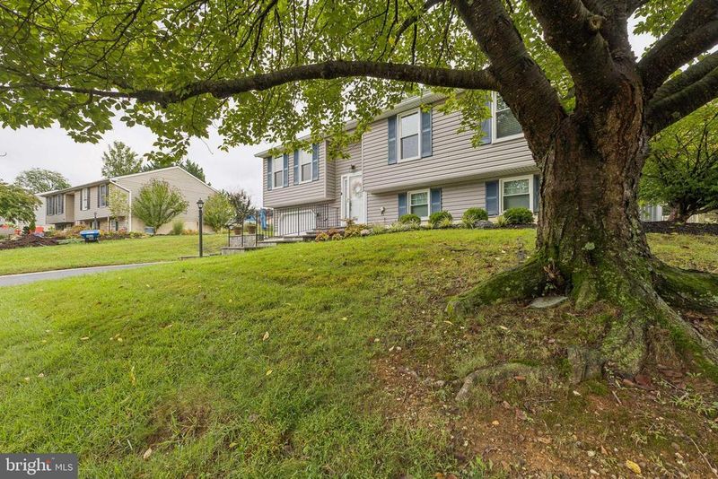 105 Albany Ave E, Walkersville, MD 21793