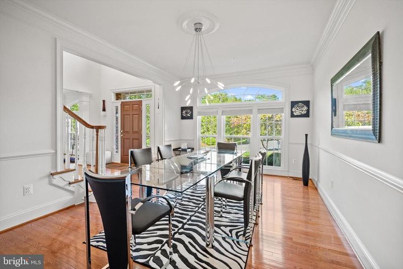 12321 Greenbriar Branch Dr, Potomac, MD 20854