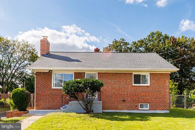 8210 15th Pl, Hyattsville, MD 20783