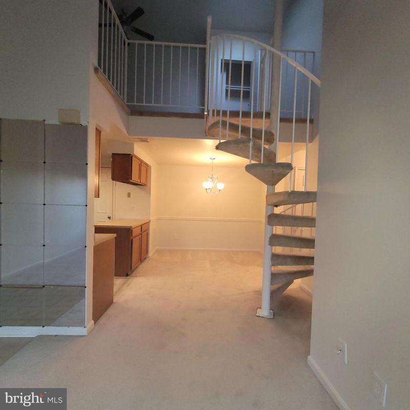 6903 Sandra Marie Cir #6903B, Alexandria, VA 22310