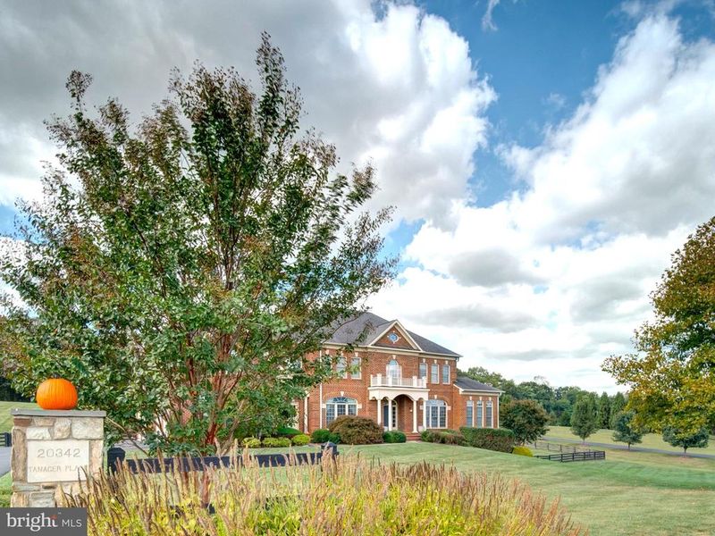20342 Tanager Pl, Leesburg, VA 20175