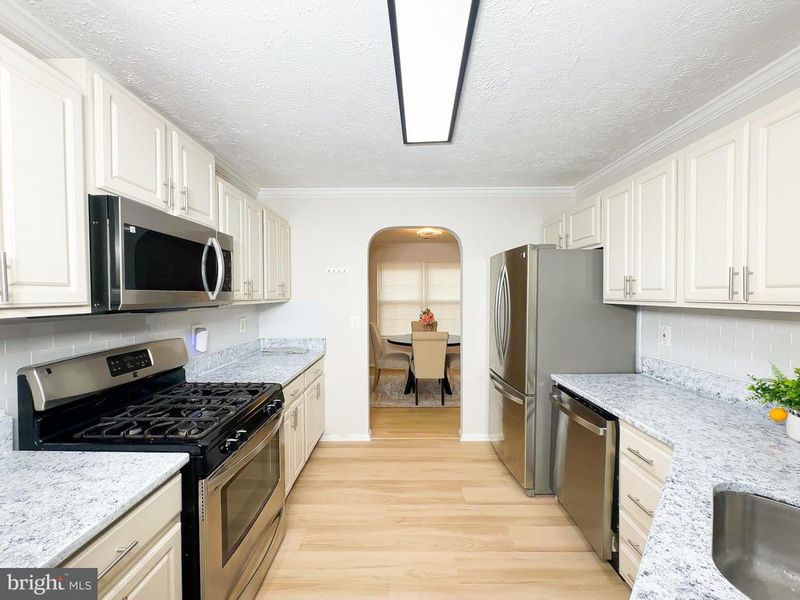 2704 Tred Avon Ct, Waldorf, MD 20601