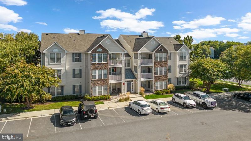 5601 Avonshire Pl #K, Frederick, MD 21703