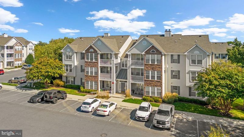 5601 Avonshire Pl #K, Frederick, MD 21703