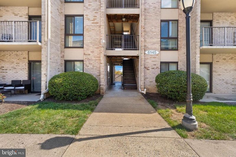 6145 Edsall Rd #I, Alexandria, VA 22304