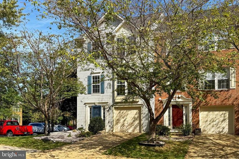 14734 Ducktan Loop, Gainesville, VA 20155