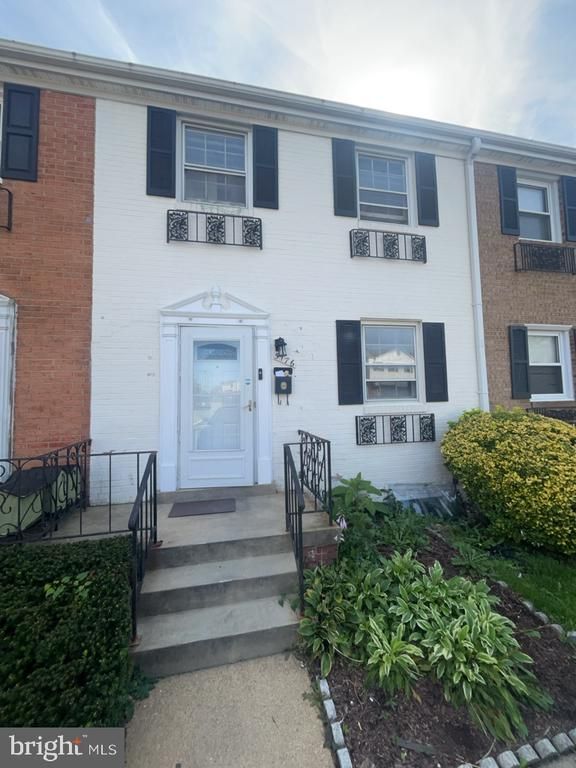 5176 Clacton Ave #37, Suitland, MD 20746