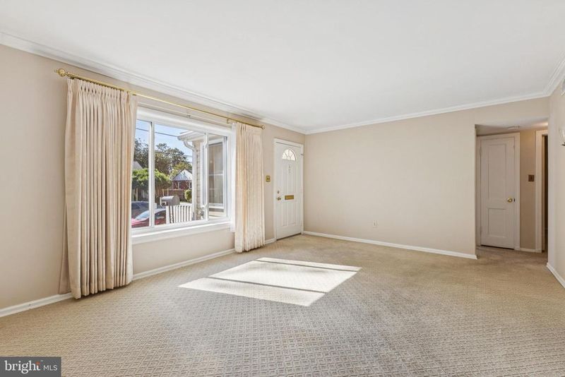 1523 Crest Rd, Silver Spring, MD 20902