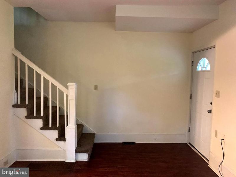 729 E D St, Brunswick, MD 21716