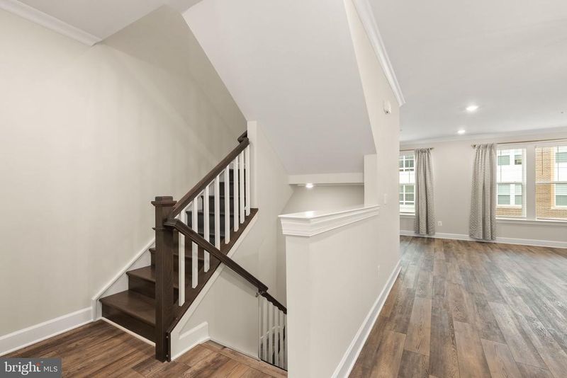 20702 Wood Quay Dr, Sterling, VA 20166
