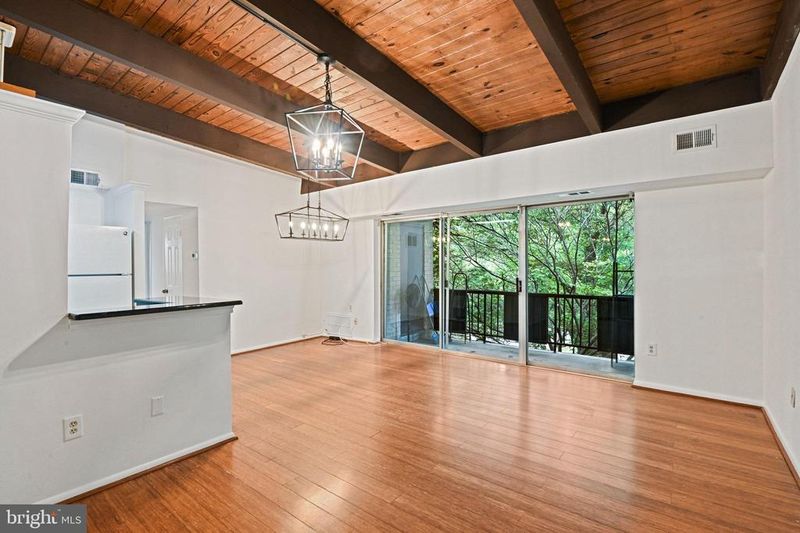 7857 Enola St #208, Mclean, VA 22102