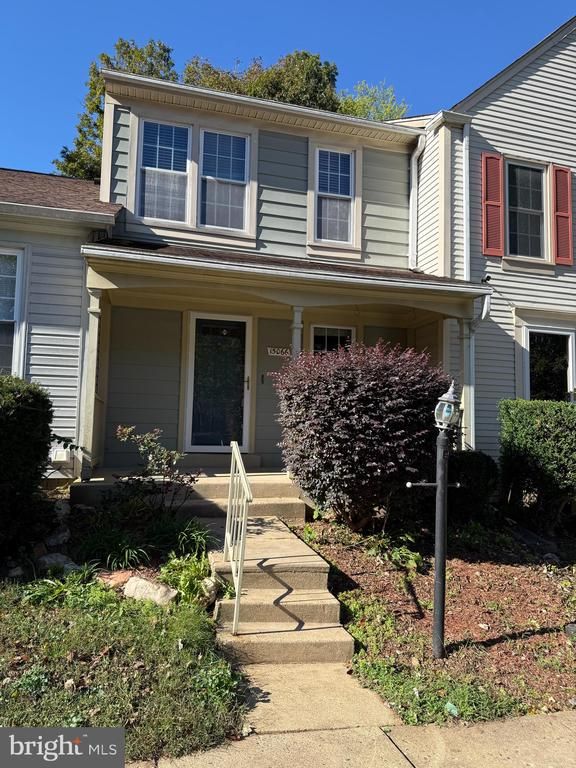 15066 Maple Glen Ct, Dumfries, VA 22025