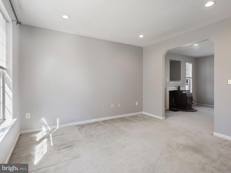 1410 Central Ave E, Edgewater, MD 21037