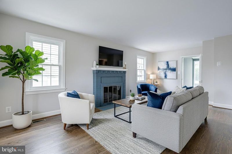 3404 8th St S, Arlington, VA 22204