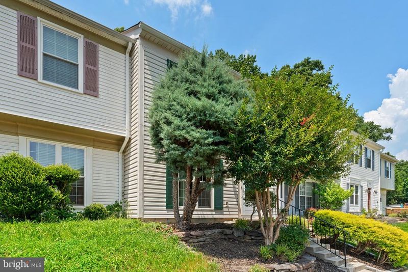 7656 Stana Ct, Lorton, VA 22079