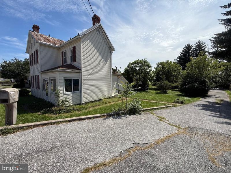 30 Frederick Rd, Thurmont, MD 21788