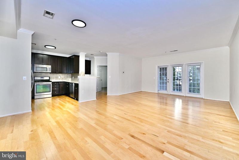 11800 Old Georgetown #1212, Rockville, MD 20852