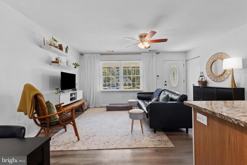 4402 Wyres St, Alexandria, VA 22309