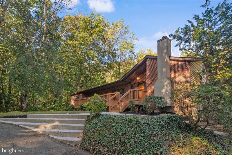 1496 River Rd, Crownsville, MD 21032
