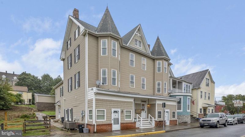 107 E Potomac St #109, Brunswick, MD 21716