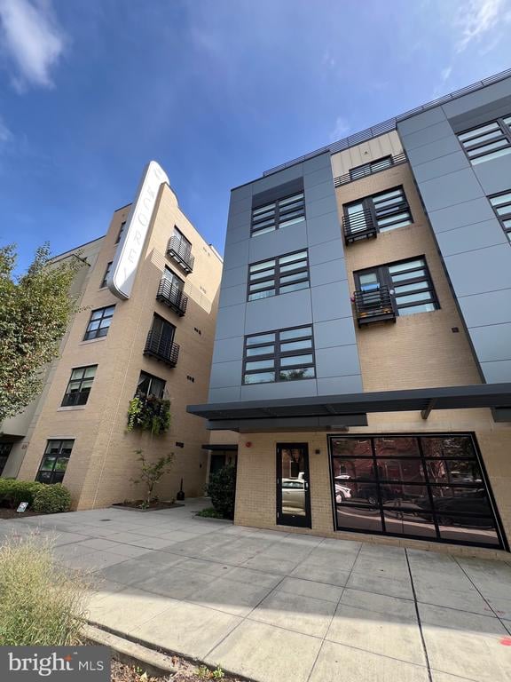 1111 Orren St NE #302, Washington, DC 20002