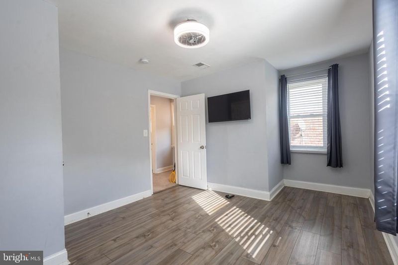 5532 B St SE, Washington, DC 20019