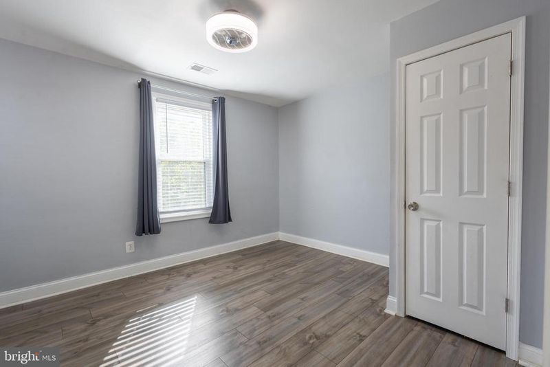 5532 B St SE, Washington, DC 20019