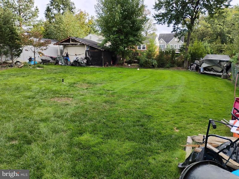 6613 Fisher Ave, Falls Church, VA 22046