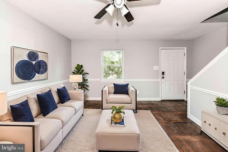 3210 9th St S, Arlington, VA 22204