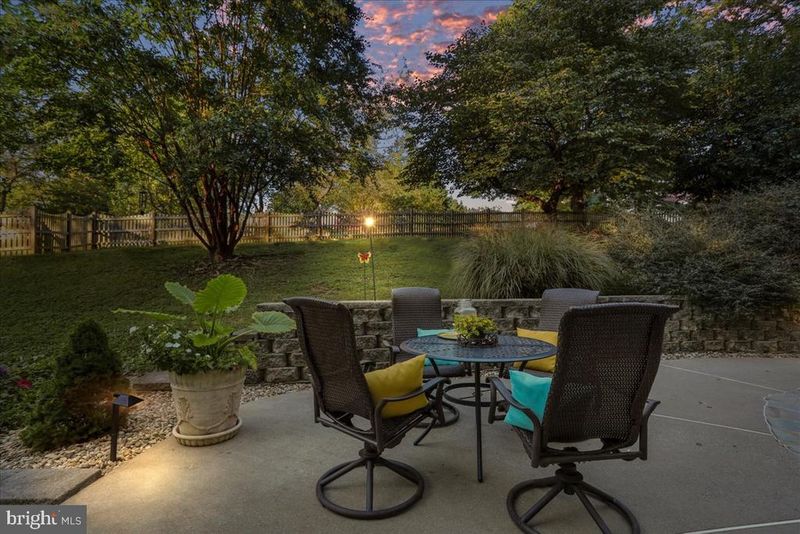 4997 Tall Oaks Dr, Monrovia, MD 21770