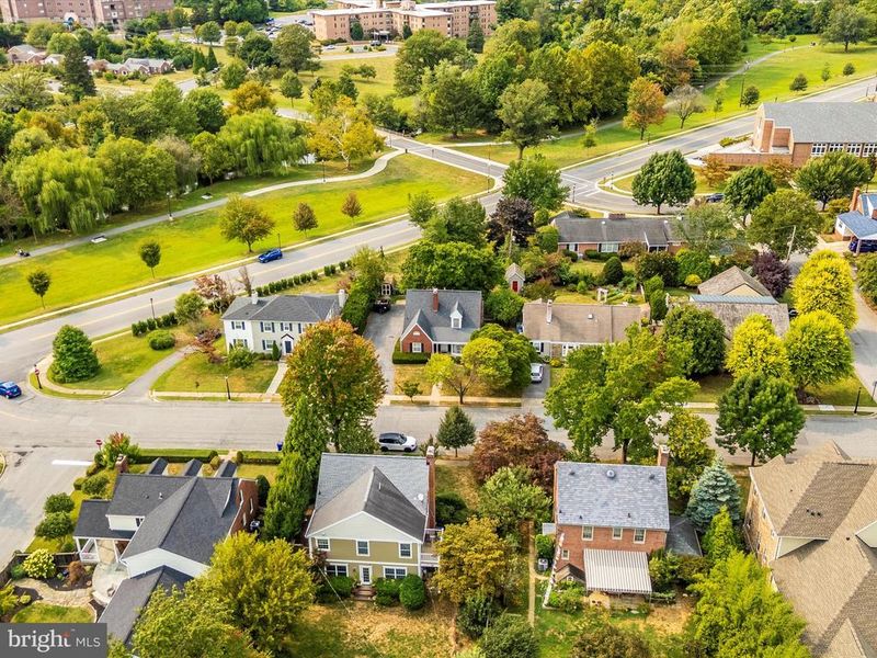 203 Magnolia Ave, Frederick, MD 21701