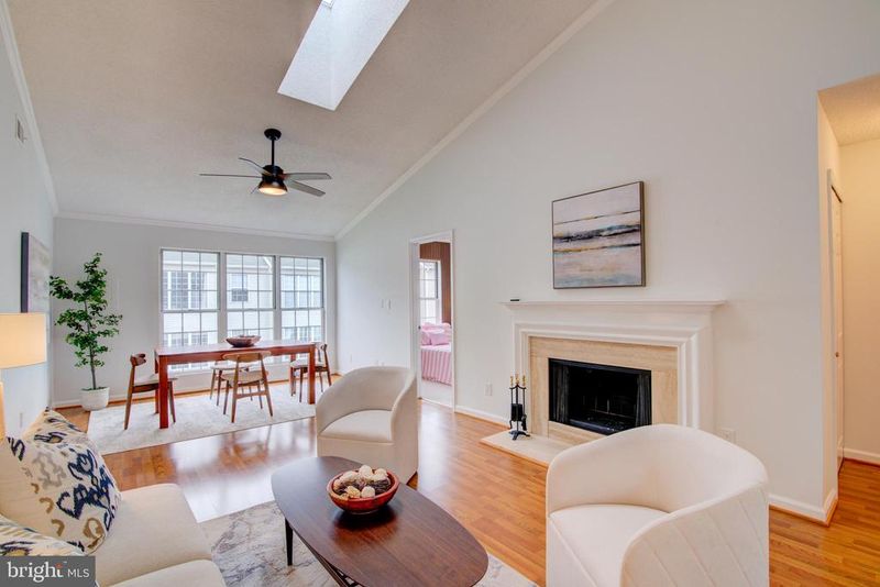 1102 Huntmaster #301, Leesburg, VA 20176