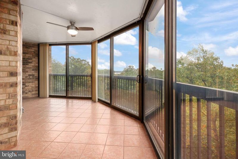 5904 Mount Eagle Dr #510, Alexandria, VA 22303
