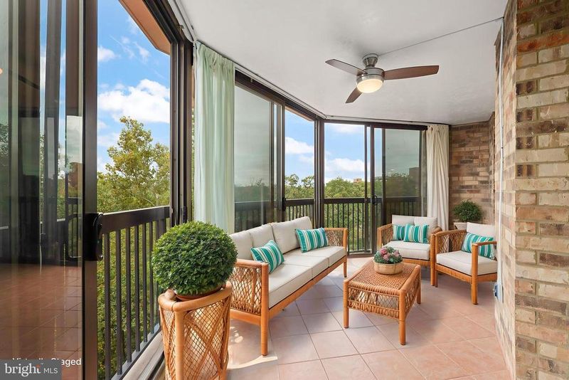 5904 Mount Eagle Dr #510, Alexandria, VA 22303
