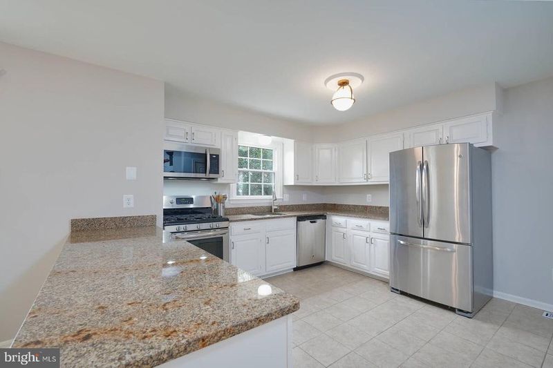 6012 2nd St N, Arlington, VA 22203