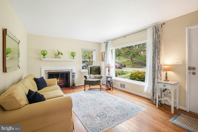 6013 Hawthorne St, Cheverly, MD 20785