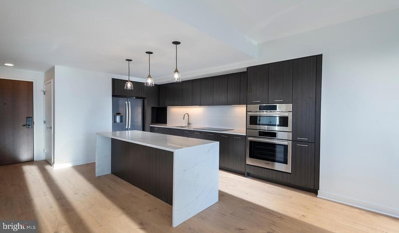 4710 Elm St #2B-W-0806, Bethesda, MD 20814