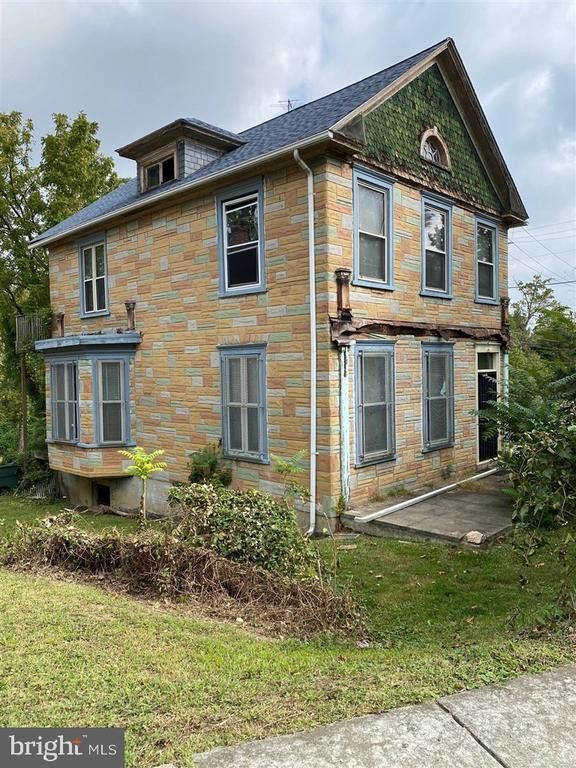 4616 Foote St NE, Washington, DC 20019