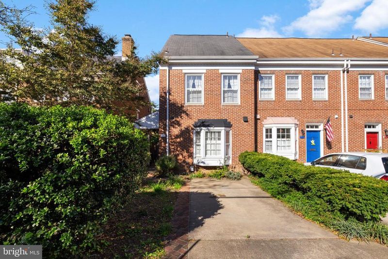 211 S West St S, Alexandria, VA 22314