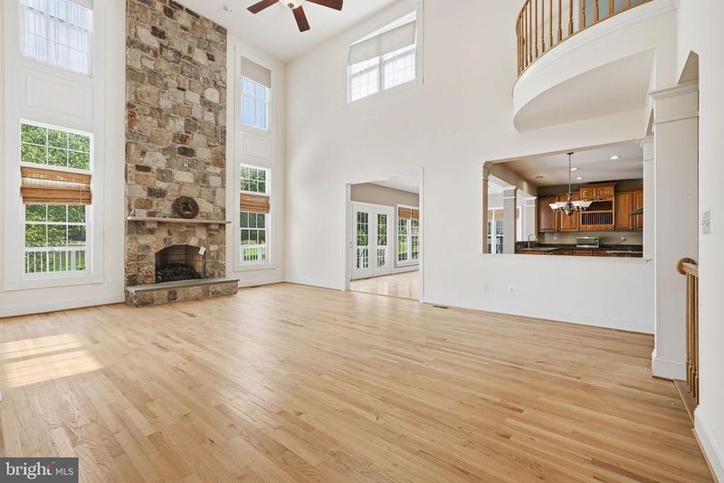 4445 Tuscany Ct, Woodbridge, VA 22192
