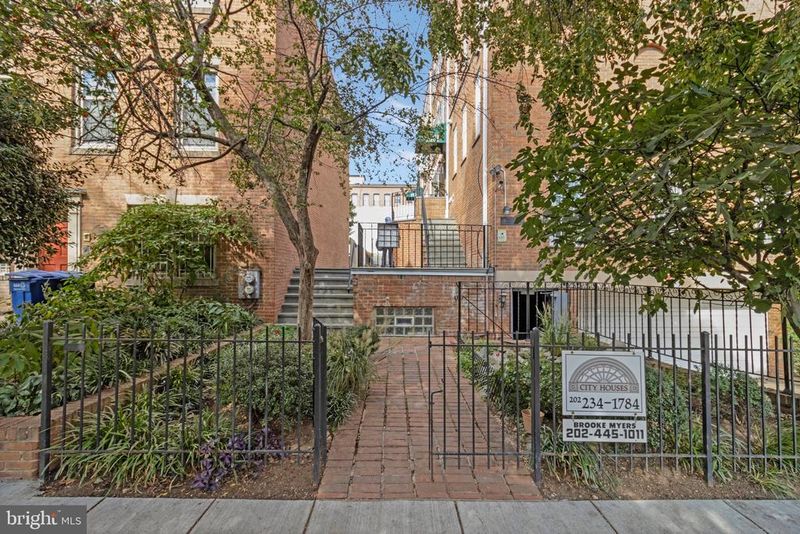 1801 T St NW #10, Washington, DC 20009