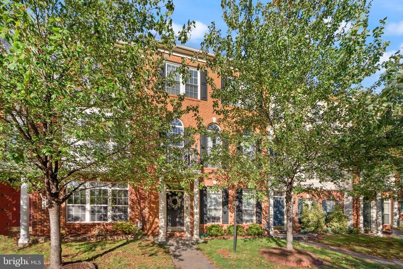 44292 Pawnee Ter, Ashburn, VA 20147